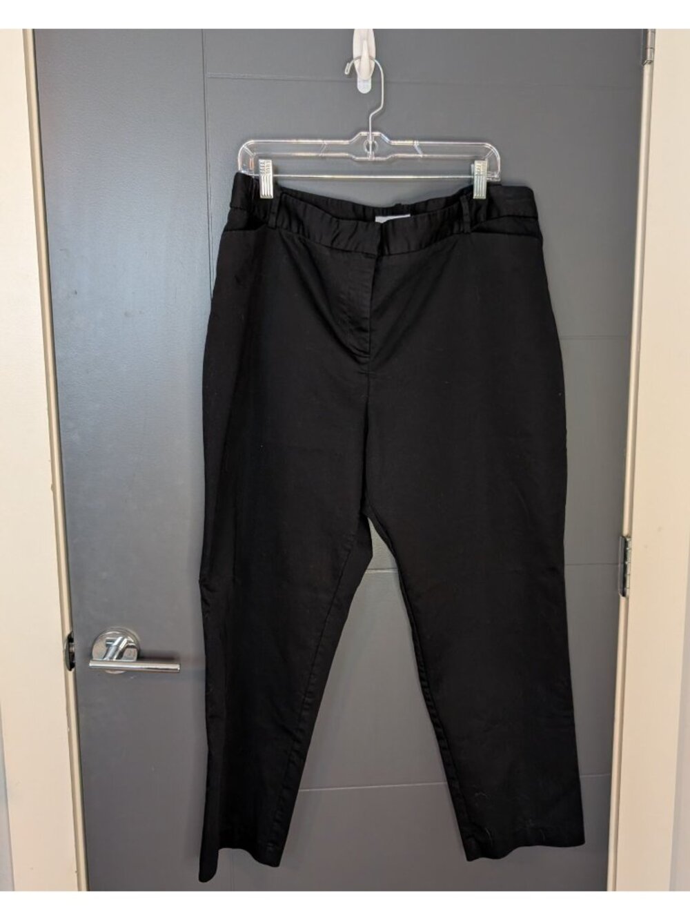 Liz Claiborne Emma Womens Black Straight Mid Rise Ankle Pant‎ - 18